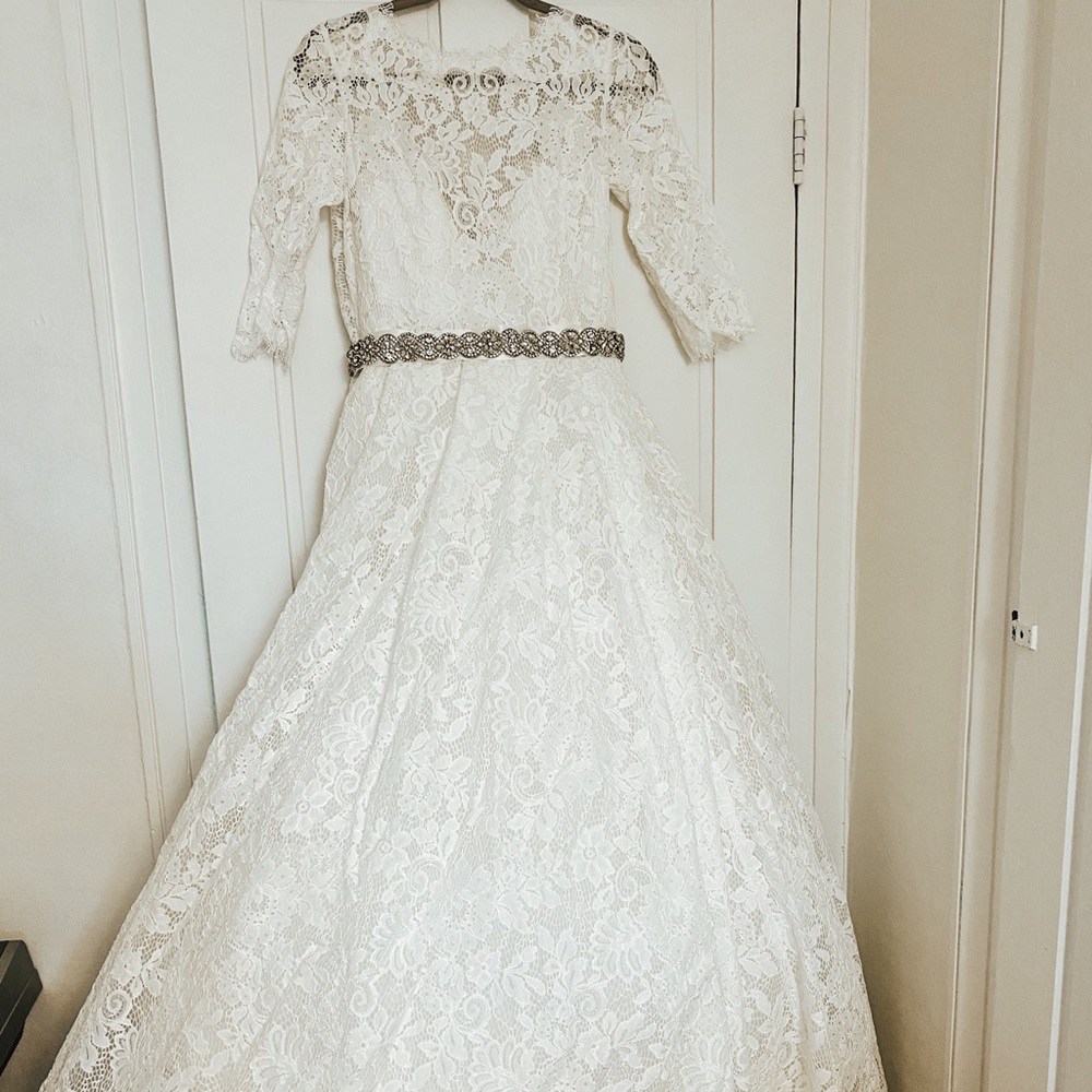 Maggie Soterro Ivory Lace Cordelia Modest Wedding Dress